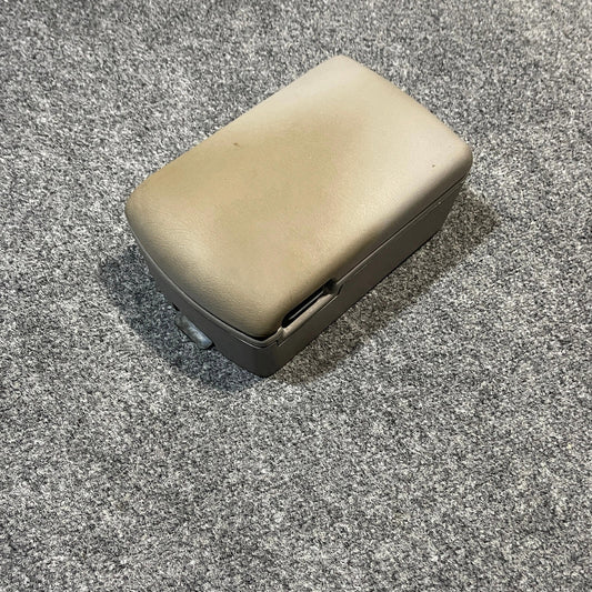 2001-2004 Nissan Xterra Frontier Center Console Lid Arm Rest E53
