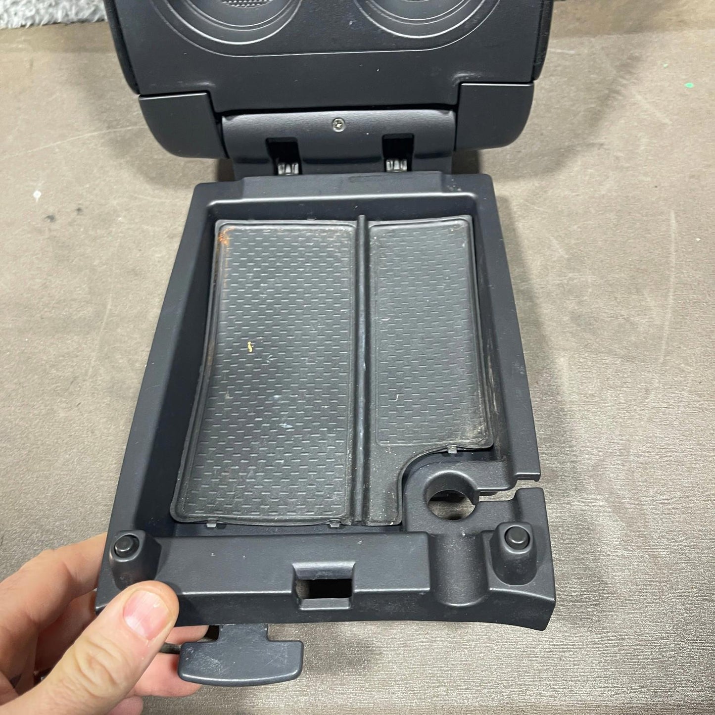 2001-2006 Acura MDX Center Console Black Leather Armrest Lid Storage OEM