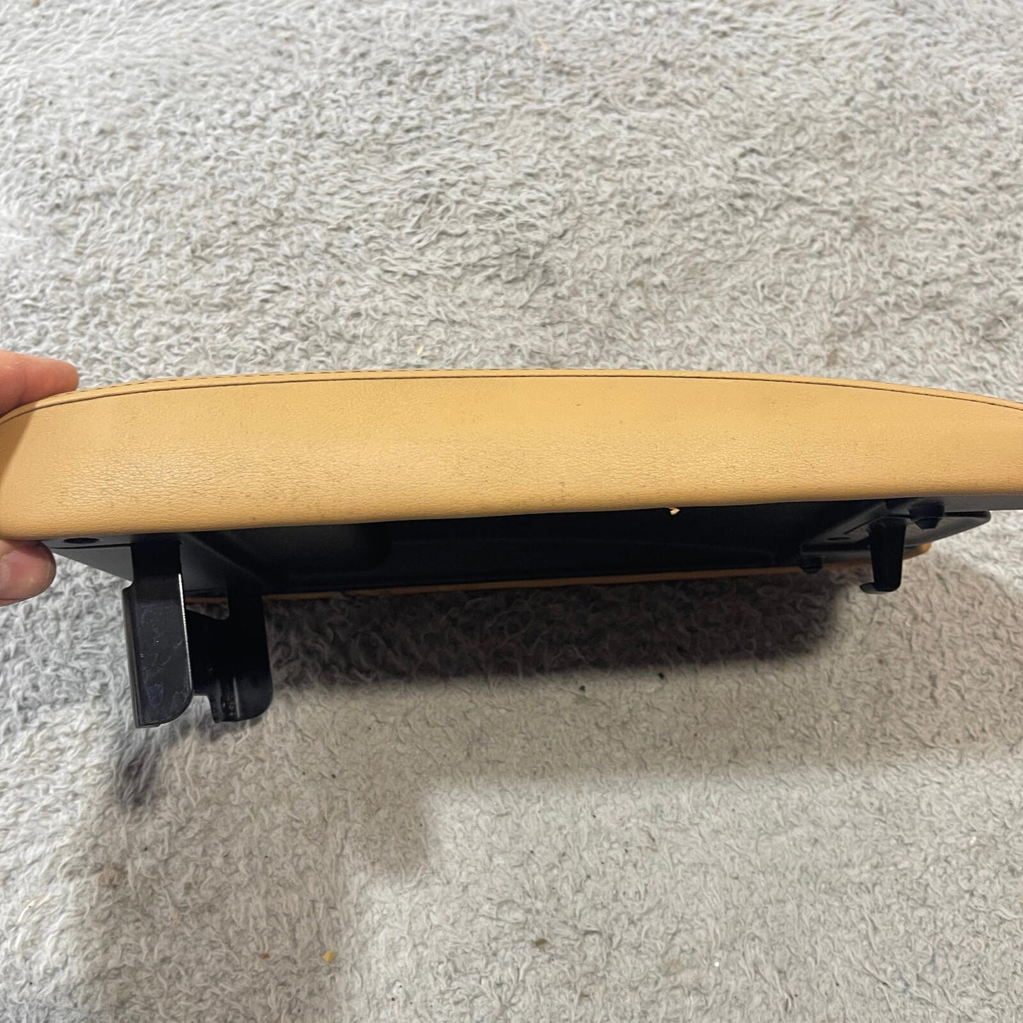Nissan Sentra 2020 Console Lid Tan Leather Armrest with Black Stitching