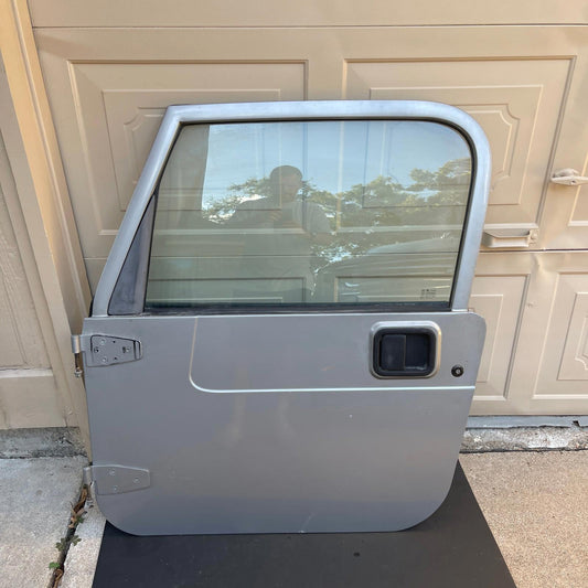 (NO SHIPPING) Driver Left Front Door Half Door Fits 97-06 WRANGLER 1046704