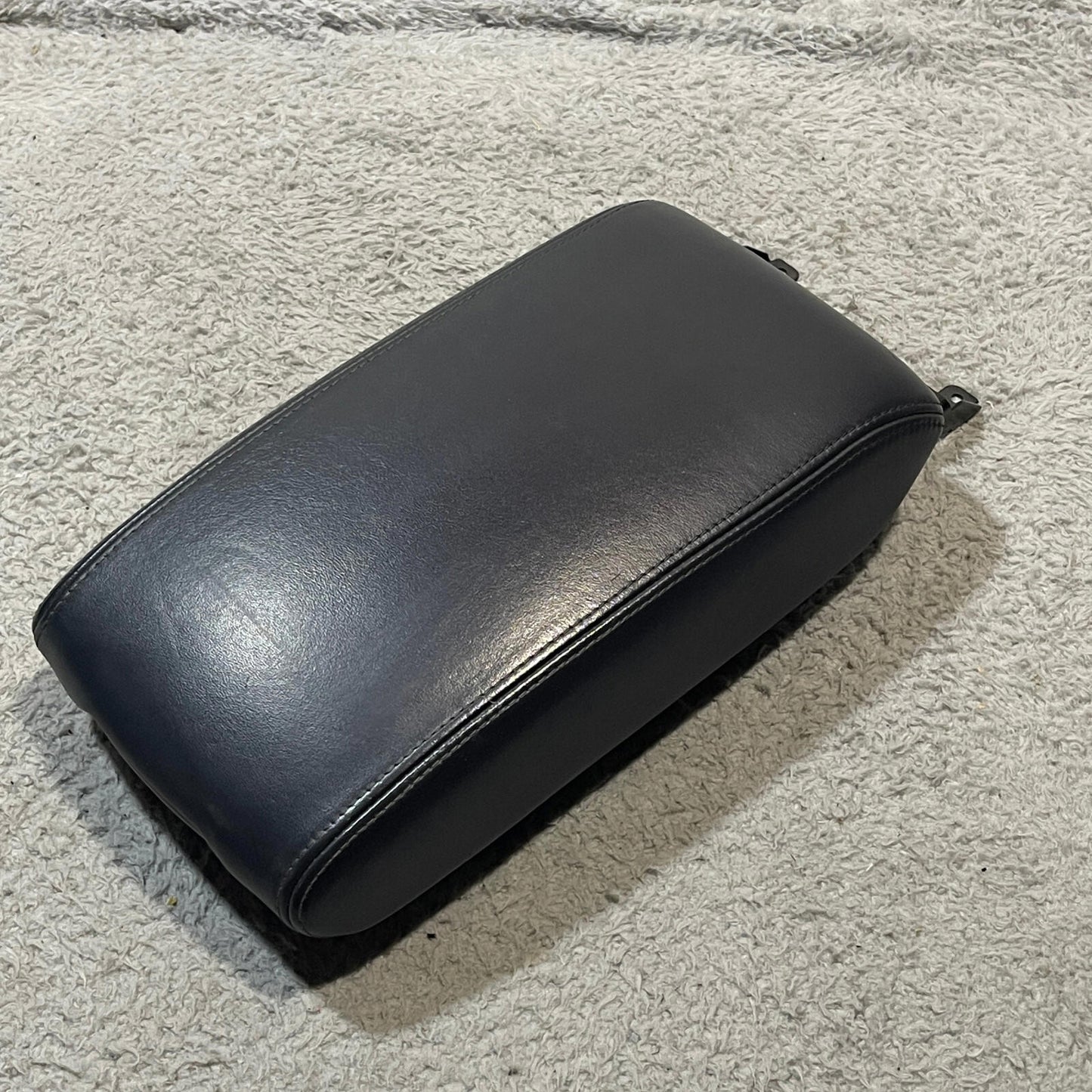 💎 2002-2006 Lexus ES300 ES330 Black Center Console Storage Armrest Leather OEM
