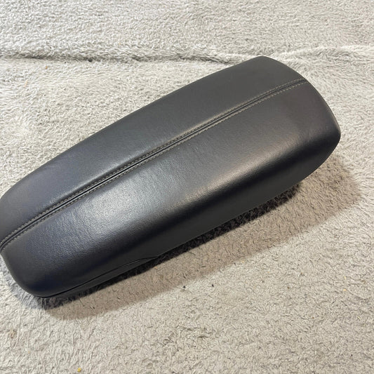 2013-2019 Cadillac XTS Center Console Black Leather Armrest Top Lid Cover OEM