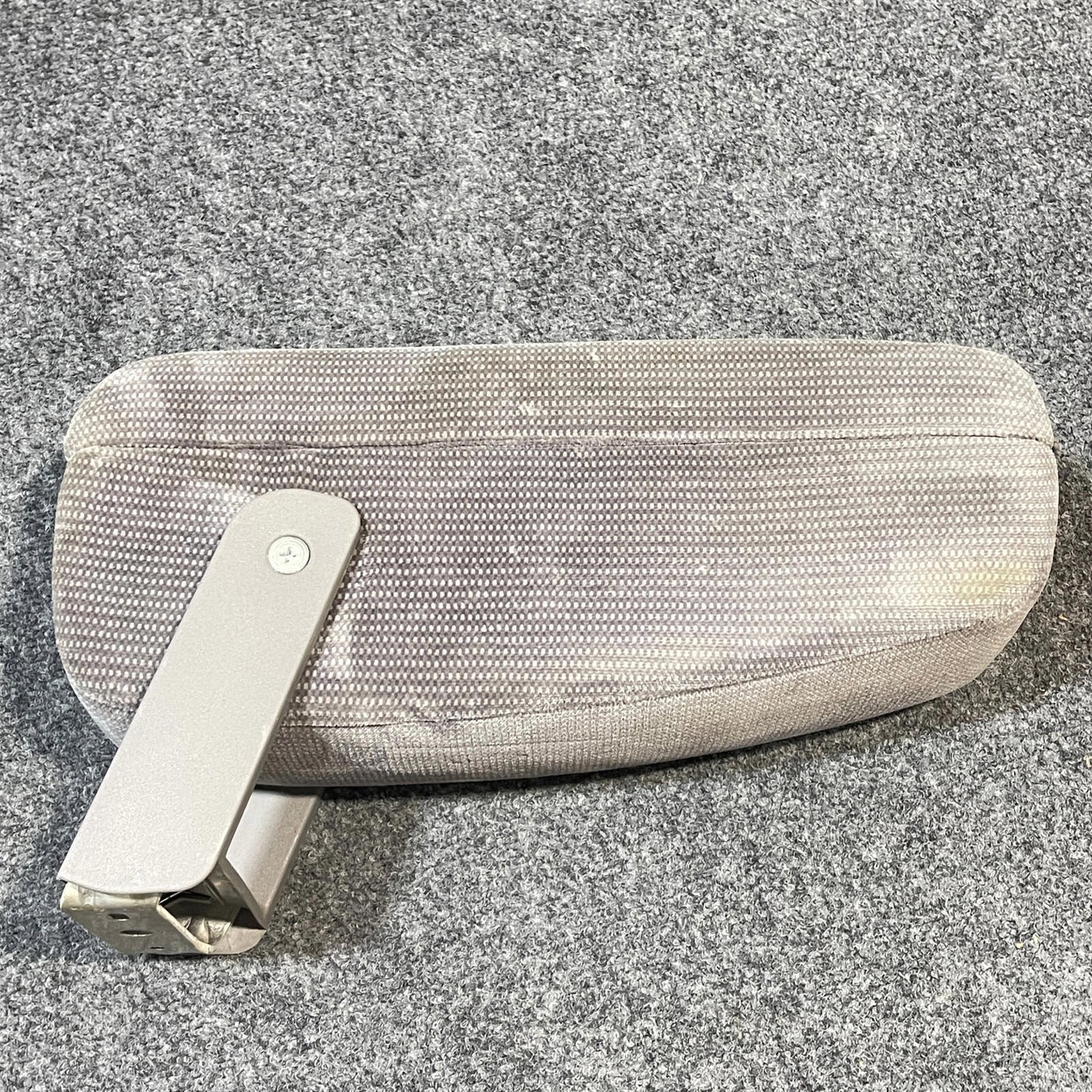 1995-2005 Buick Century Regal 00-05 Impala Center Console Lid ArmRest GRAY CLOTH