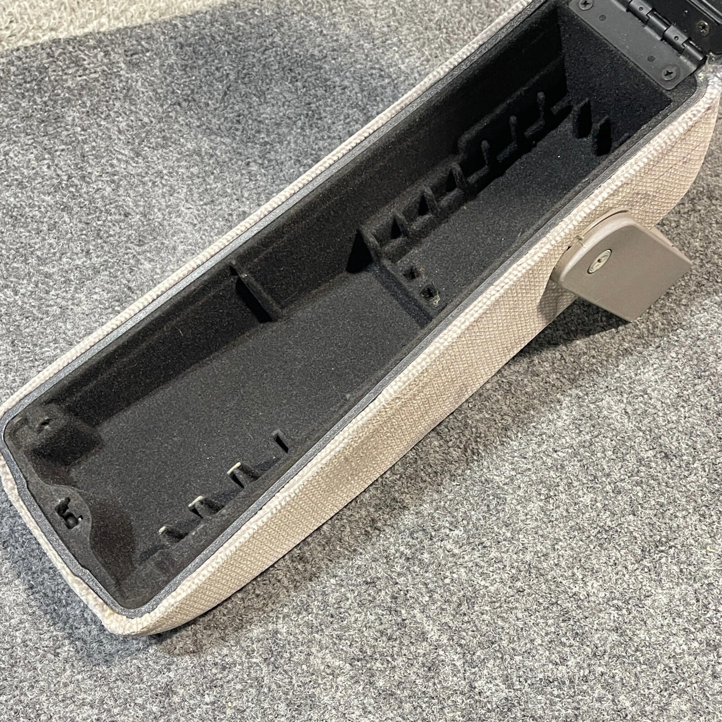 1995-2005 Buick Century Regal 00-05 Impala Center Console Lid ArmRest GRAY CLOTH
