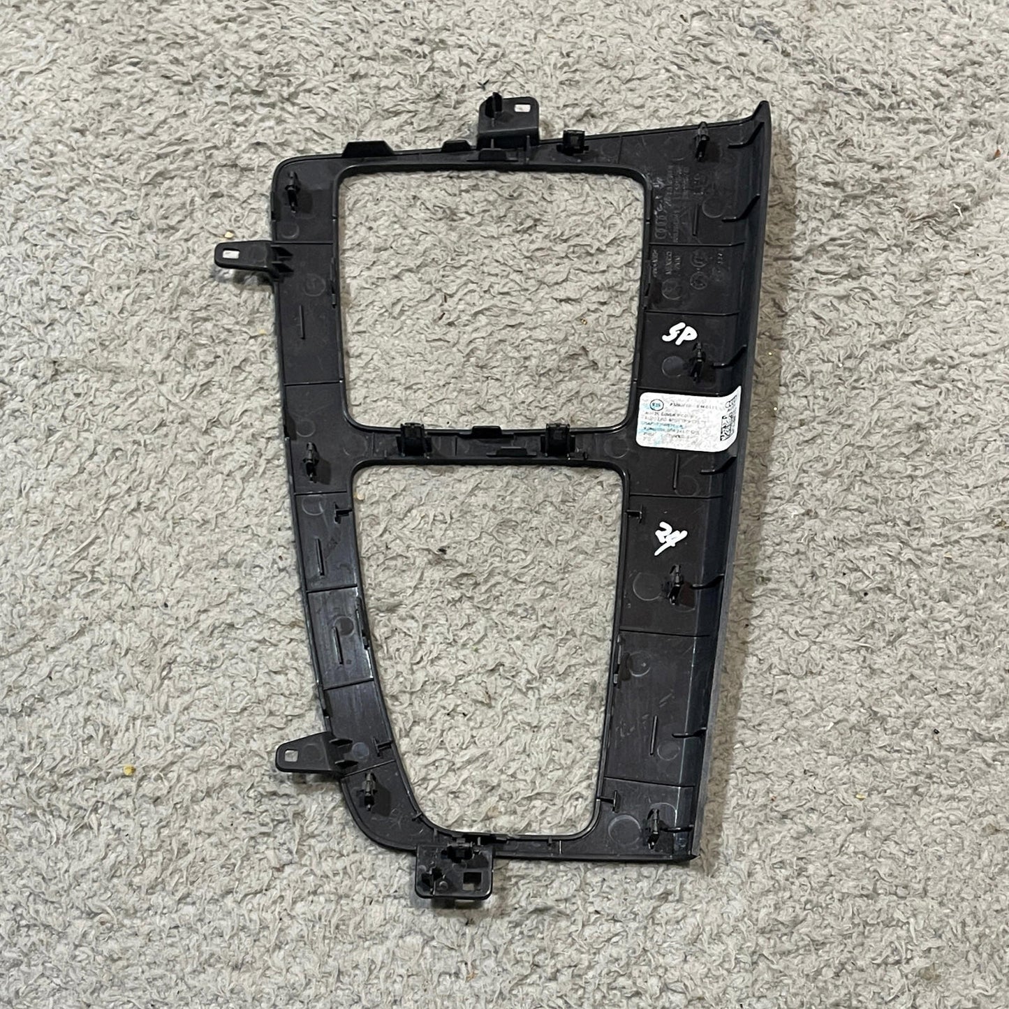 2018-2020 AUDI Q5 FY FRONT CENTER CONSOLE SHIFTER COVER PANEL BEZEL TRIM OEM